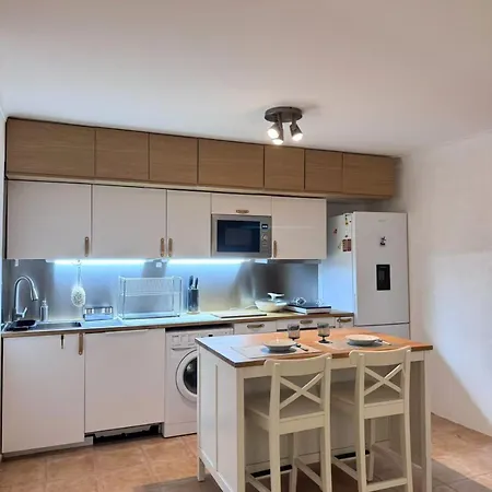 Garden Bbq & Walk To 10min-sesimbra