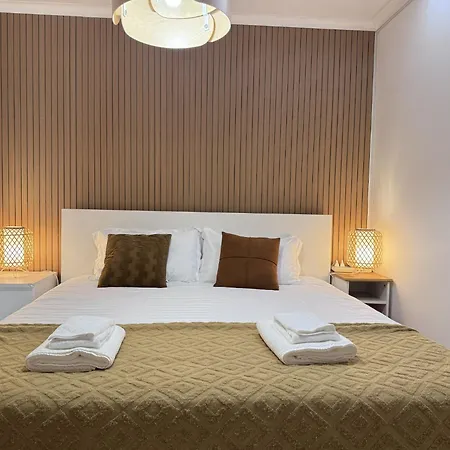 Garden Bbq & Walk To 10min-sesimbra Lägenhet *