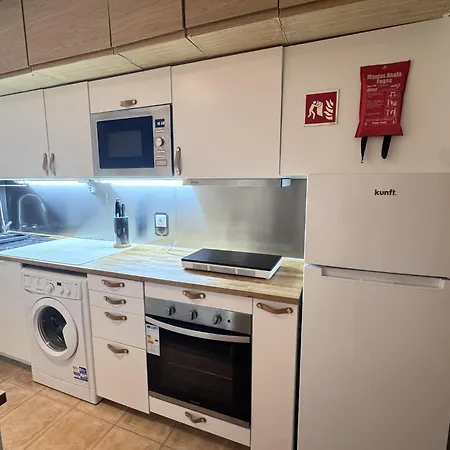 Garden Bbq & Walk To 10min-sesimbra Lägenhet Sesimbra