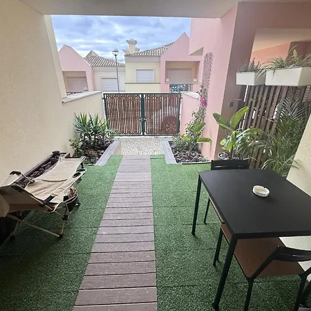 Garden Bbq & Walk To 10min-sesimbra *