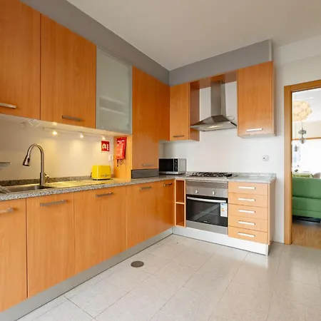 Premium Sea View Retreat With Ac - 10 Min Apartamento