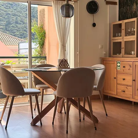 公寓 Premium Sea View Retreat With Ac - 10 Min