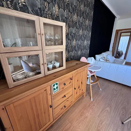 Premium Sea View Retreat With Ac - 10 Min 公寓 *