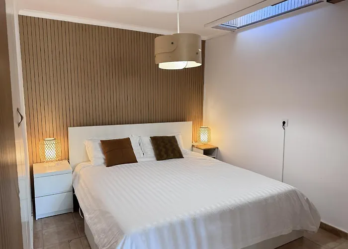 Ocean View Gem With Bbq & Walk To 10min-sesimbra Διαμέρισμα *